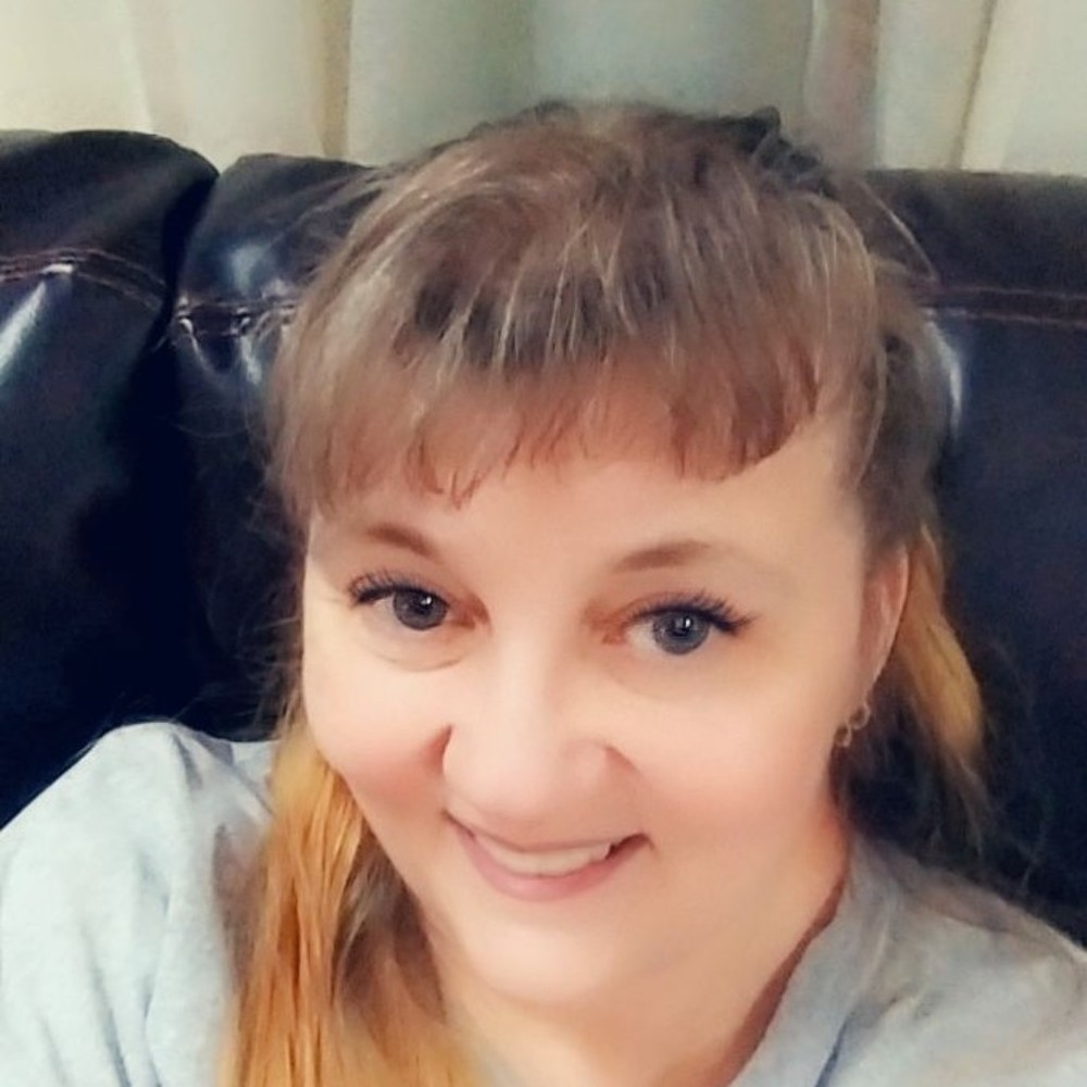 Meet your Posher, Pamela